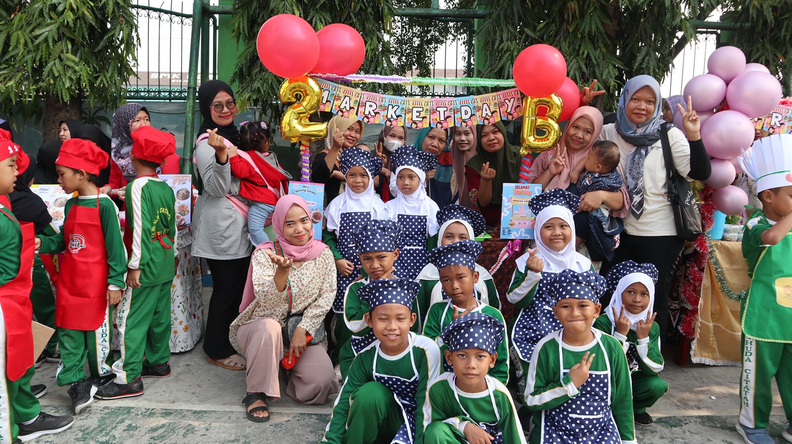 Market Day  MI Al-Huda Citatah Tanamkan Jiwa Wirausaha Sejak Dini