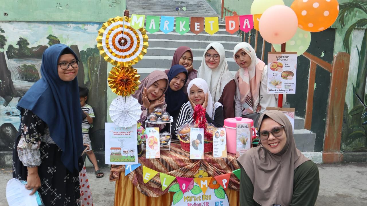 Market Day  MI Al-Huda Citatah Tanamkan Jiwa Wirausaha Sejak Dini