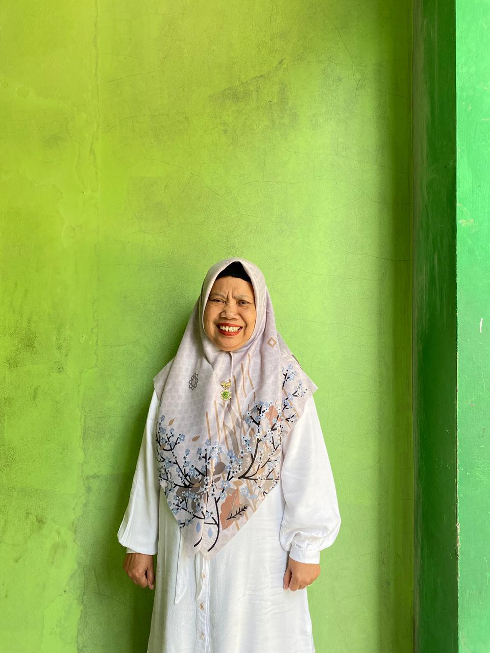 Hj. Iriyanah, M.Pd