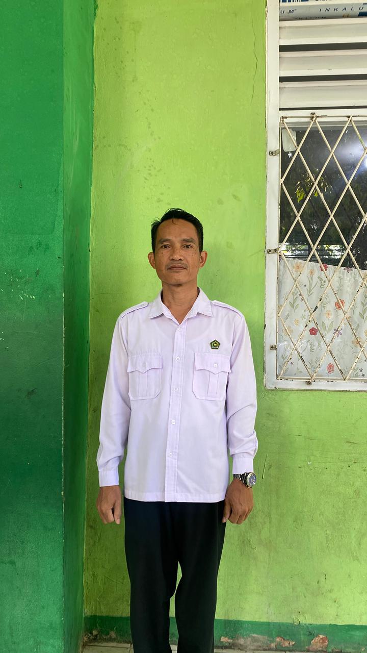 Isak Suherman, S.Pd.I