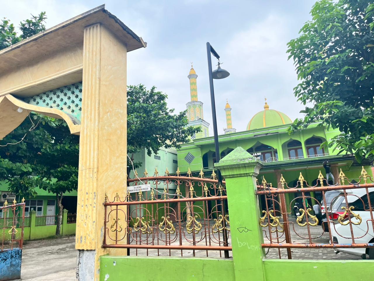 Sarana Ibadah (Masjid)