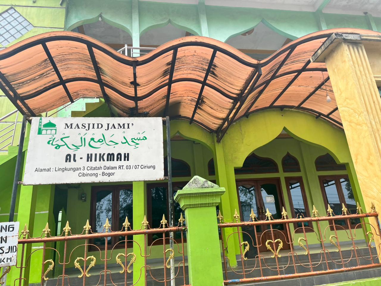 Sarana Ibadah (Masjid)