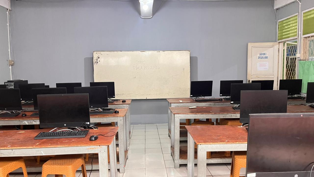Laboratorium Komputer